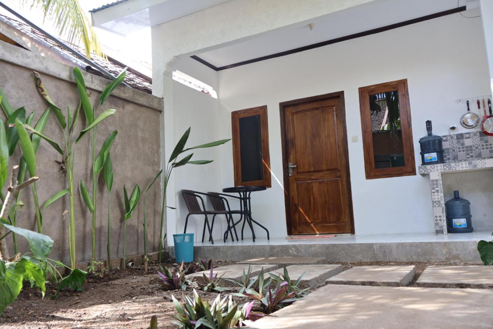 Rumah Tiga Gili Gili Air Exterior photo