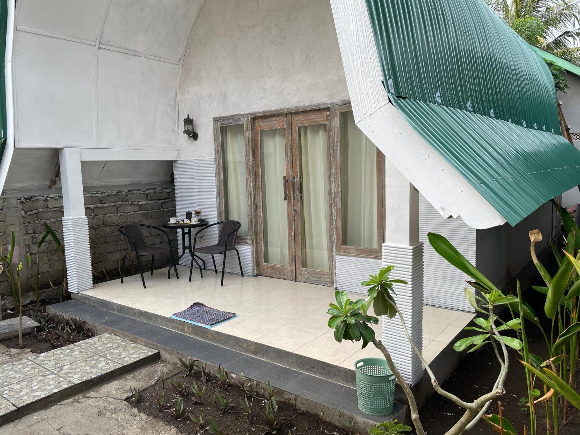 Rumah Tiga Gili Gili Air Exterior photo